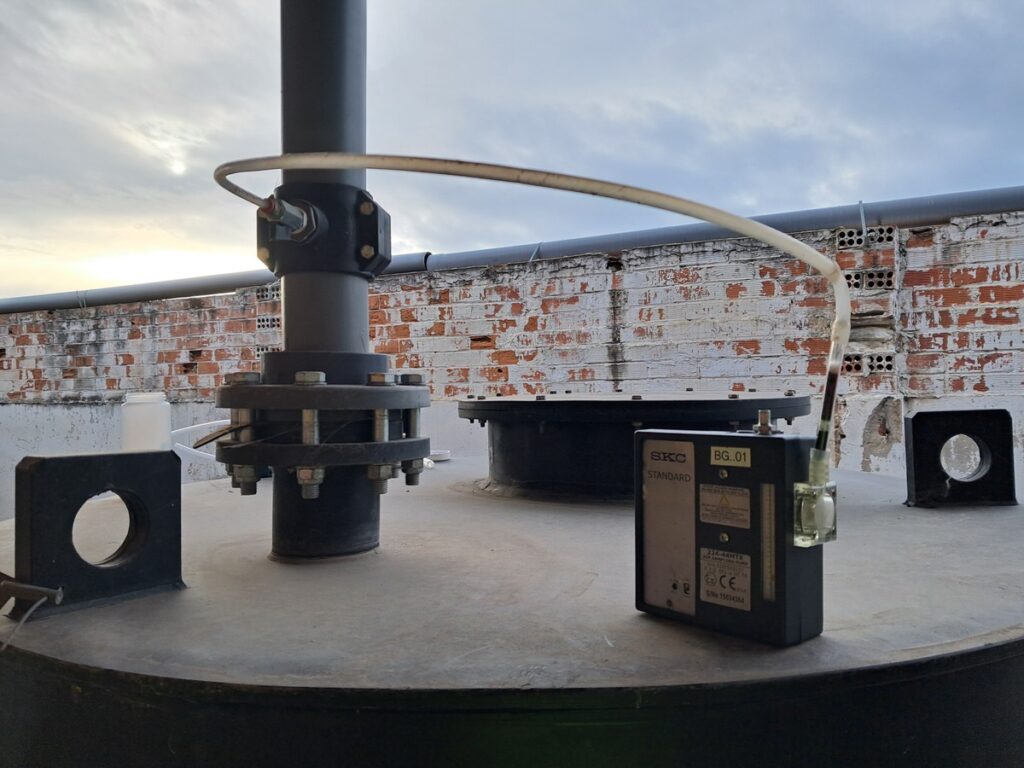 Tractament de la zona saturada per presència de fase lliure i compostos químics dissolts a l’aigua